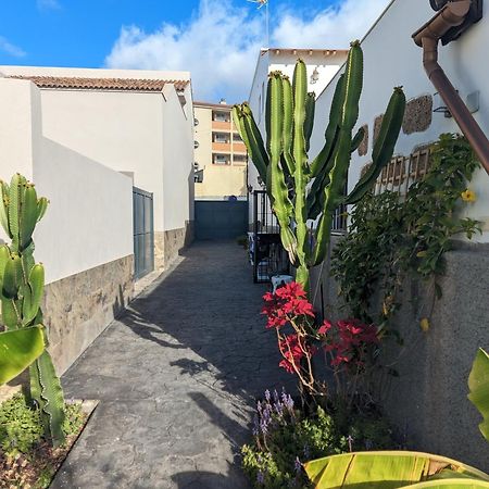 Casa Roberta Fuego Apartment Arona  Ngoại thất bức ảnh
